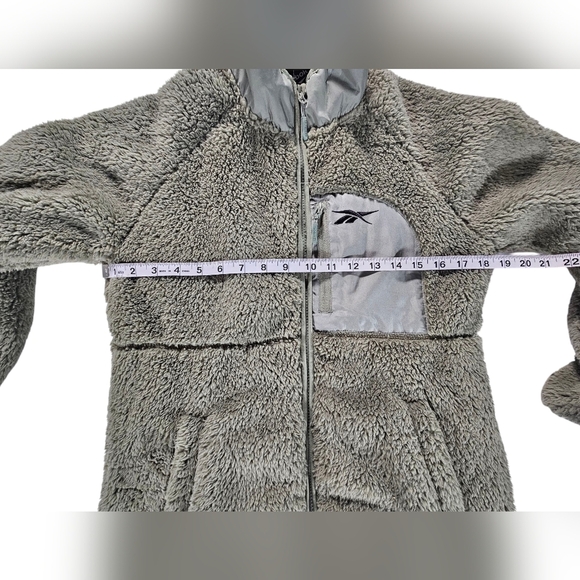 NWT Reebok Women's Olive Green Sherpa Fleece size Medium super soft - Picture 4 of 5